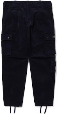 Bape A BATHING APE 灌木絨工裝長褲 素色工作風格褲。 1J80-152-013 Shop Bape A BATHING APE 灌木絨工裝長褲 素色工作風格褲。 1J80-152-013