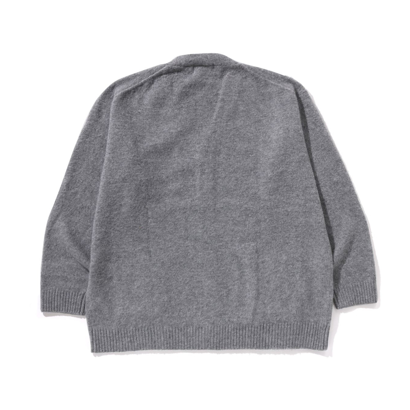 Sizing 베이프 FW24 에이프 로고 자수 니트 가디건. 0ZXKNM120004N