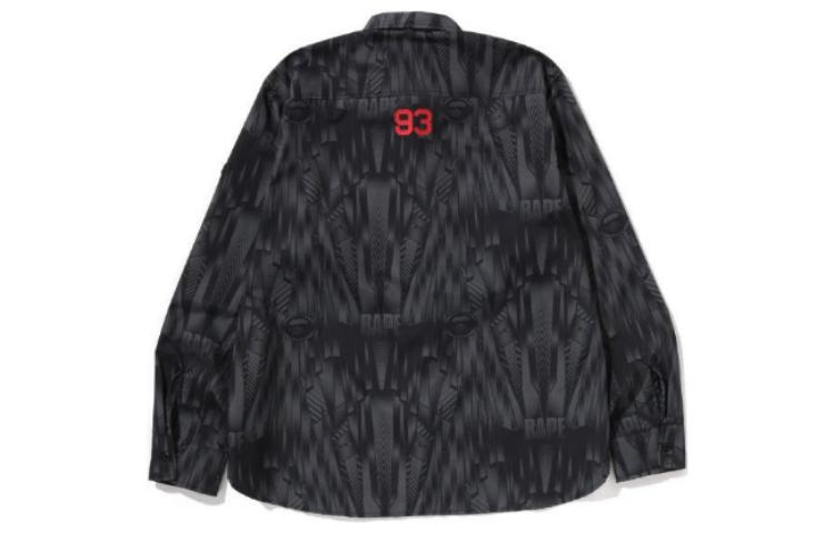 Lookbook Bape A BATHING APE 長袖T恤，繡標與魔術貼猿人設計。 0ZXSTM131003K