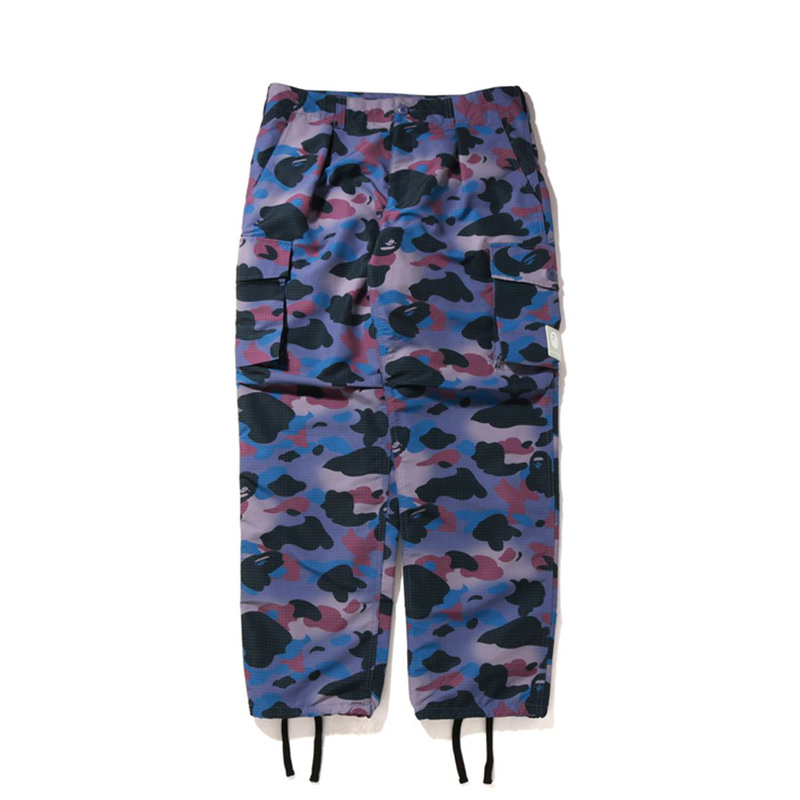 Shop Bape A BATHING APE 夜光迷彩口袋工裝褲 時尚. 0ZXPTM152011J