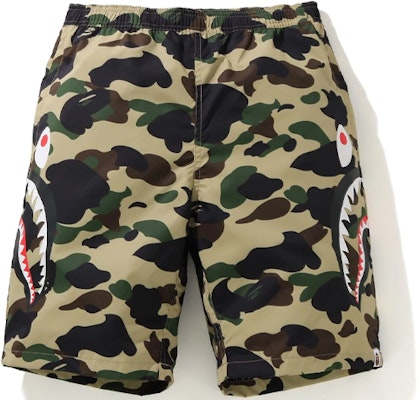 Bape A BATHING APE 鯊魚迷彩休閒沙灘短褲 1st Camo Print. 1H30-153-012 Details for Bape A BATHING APE 鯊魚迷彩休閒沙灘短褲 1st Camo Print. 1H30-153-012