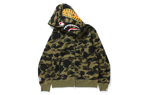 Lookbook Bape A BATHING APE Shark Camo Hoodie Unisex Casual Comfort Series. 1E80-115-022