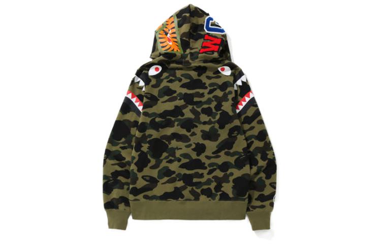 Shop Bape A BATHING APE Shark Camo Hoodie Jaket Cetakan. OZXSWM15012XD