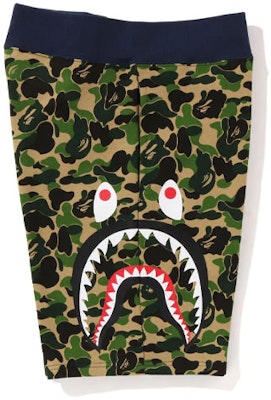 Bape 猿人头鲨鱼图案中腰修身短裤 1J30-153-016 Shop Bape 猿人头鲨鱼图案中腰修身短裤 1J30-153-016