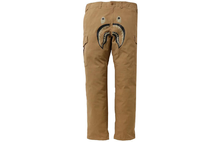 Shop Bape A BATHING APE 鯊魚圖案多口袋休閒工裝褲 男款 1G80-152-010