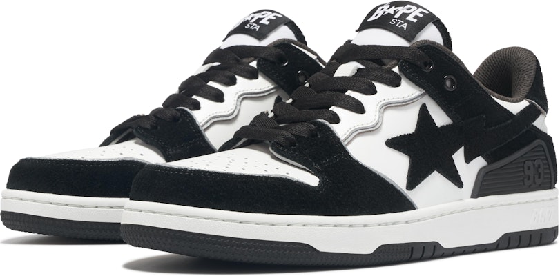 BAPE A BATHING APE SK8 STA Rendah 'Hitam Putih' M191057 Lookbook BAPE A BATHING APE SK8 STA Rendah 'Hitam Putih' M191057