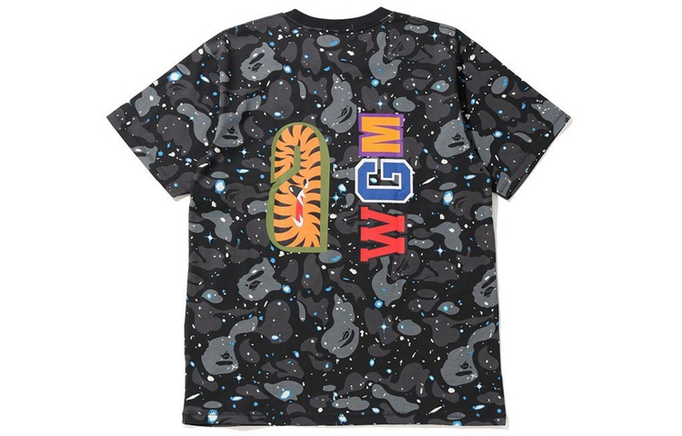 Lookbook Bape A BATHING APE SS20 太空迷彩鯊魚T恤 男女款 - 鯊魚T-Shirt 1G30-109-006