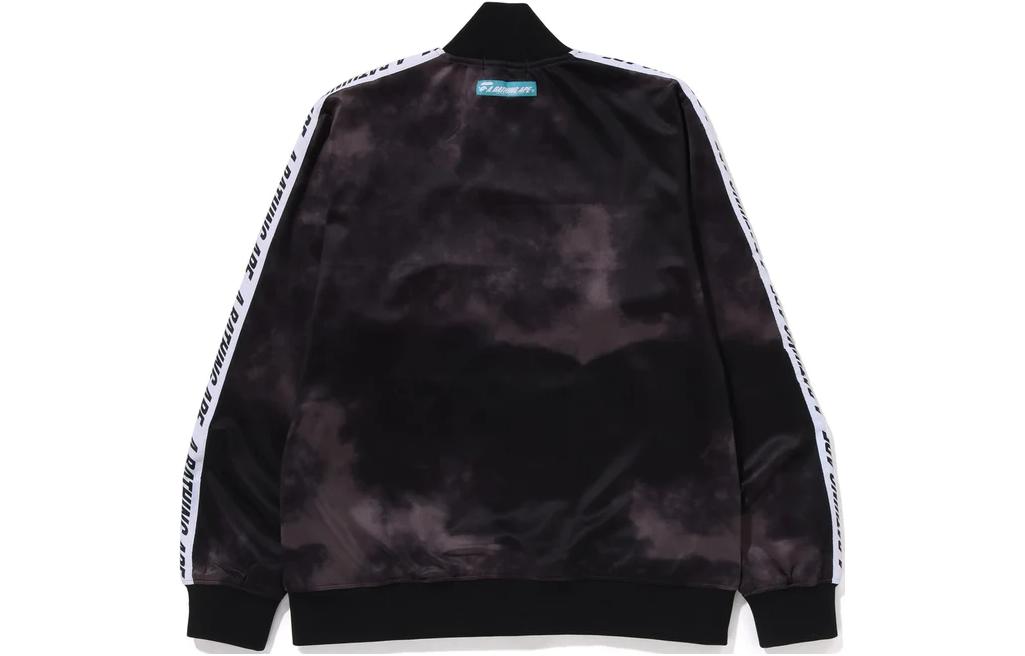 Lookbook Bape A BATHING APE SS23 Jaket Lengan Panjang Kolar Berdiri Cetakan Huruf 1J30-113-002
