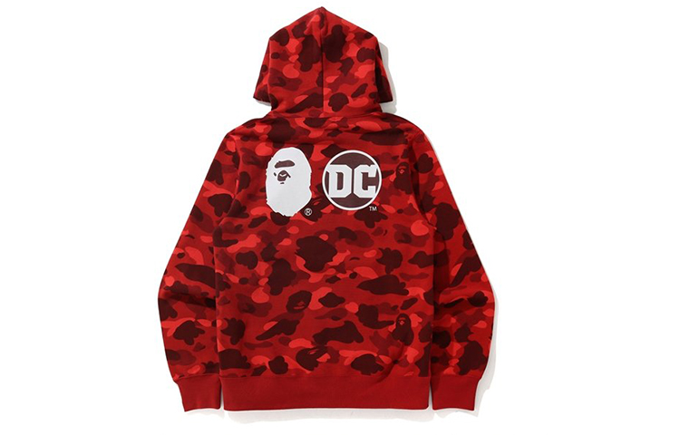 Lookbook Bape A BATHING APE x DC聯名長袖連帽衫。 1H23-114-901