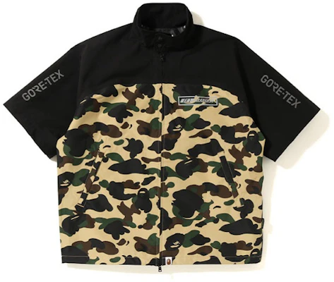 Bape联名GORE-TEX反光Logo迷彩可拆袖夹克外套。 0ZXJKM41002XC Lookbook Bape联名GORE-TEX反光Logo迷彩可拆袖夹克外套。 0ZXJKM41002XC