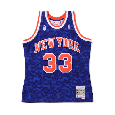 Bape A BATHING APE Mitchell & Ness FW22 New York Knicks Camo Basketball Jersey. 0ZXVTM108903I