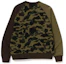 Lookbook BAPE カモフラージュ ロゴ プリント パッチワーク スウェットシャツ 0ZXSWM113010K