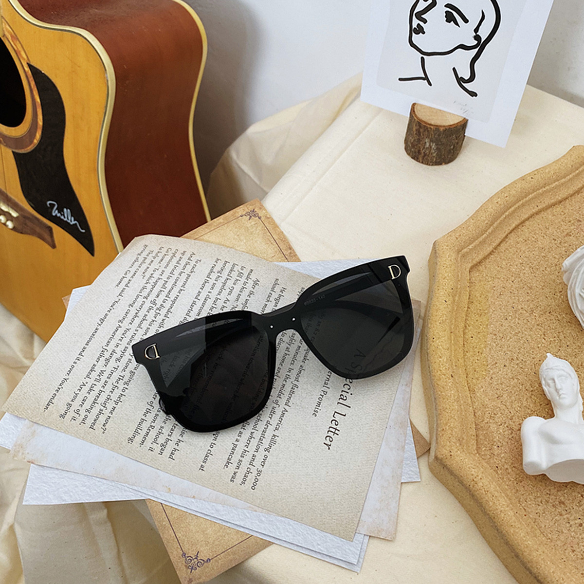 Sizing ベイプ バペスタ メタリック ゴールド (Bei Pu Bapesuta Metarikku Gōrudo) 1589