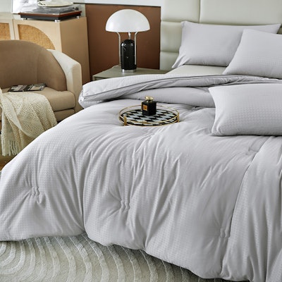 BAPE Bapesta FS-025 Rendah 'Putih' 336 39