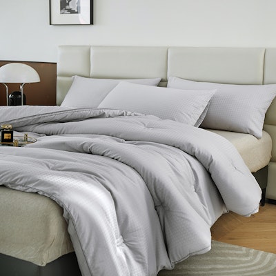 BAPE Bapesta FS-025 Rendah 'Putih' 336 41