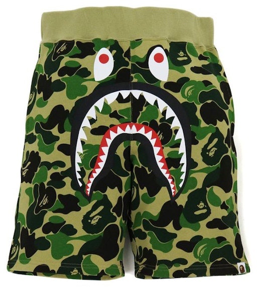 bape-big-abc-camo-shark-sweat-shorts-green