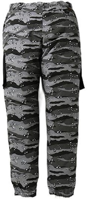 남성용 베이프 카모 로고 조거 스웨트팬츠. 0ZXPTM152005G Lookbook 남성용 베이프 카모 로고 조거 스웨트팬츠. 0ZXPTM152005G