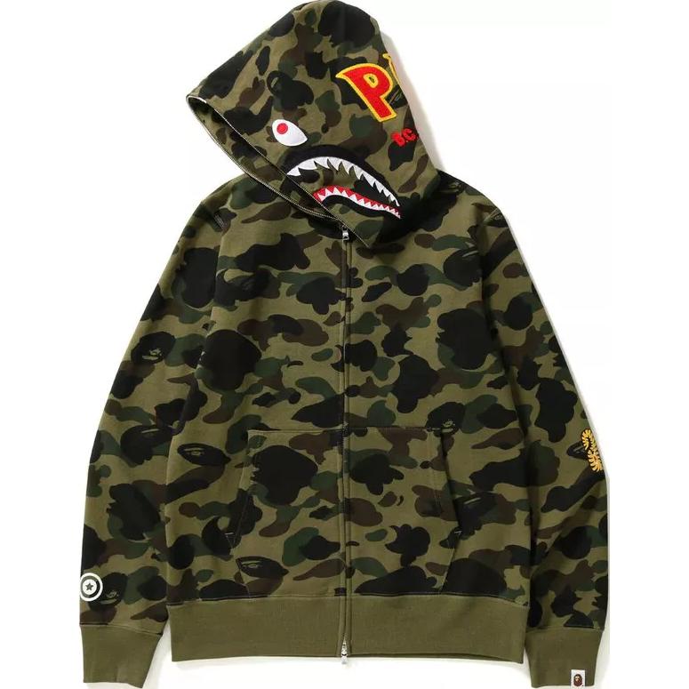 BAPE Camo Zip-Up Hoodie Jacket 1K80-115-004