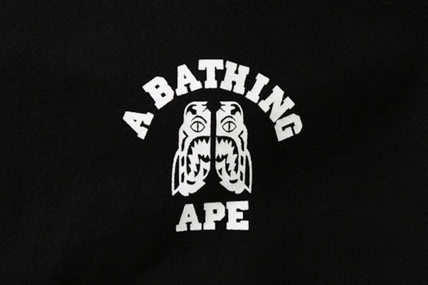 Bape Color Camo Shark Crewneck Merah Shop Bape Color Camo Shark Crewneck Merah