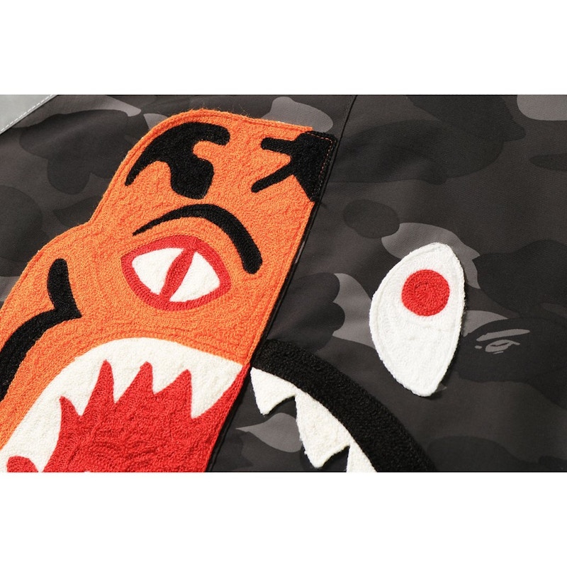 Bape Color Camo Tiger Shark Padded Hoodie Jacket 圖 3