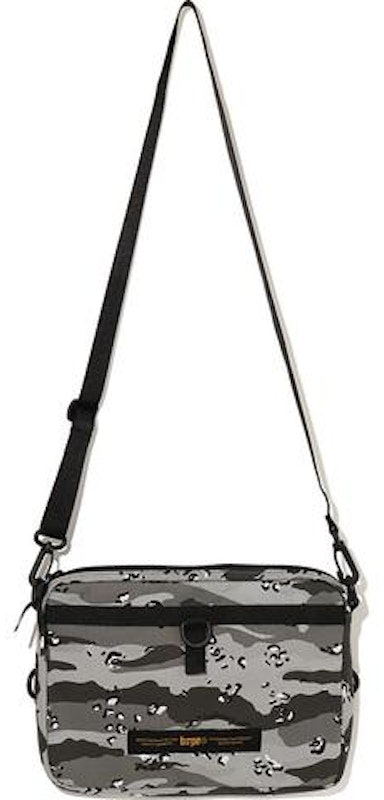 bape-desert-camo-3-way-bag-black