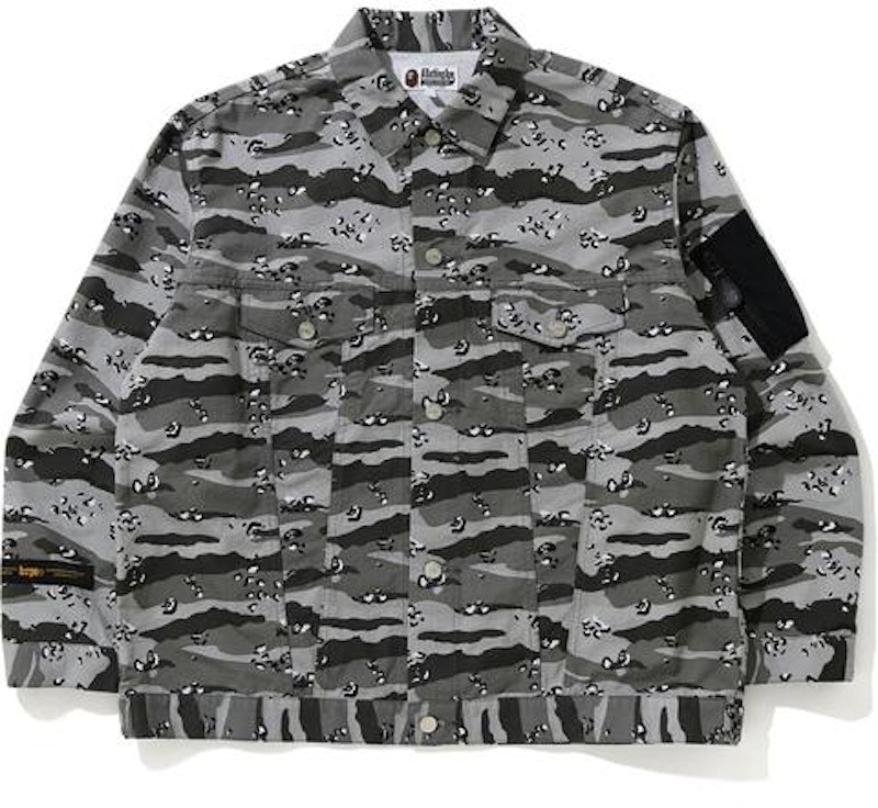 bape-desert-camo-loose-fit-trucker-jacket-black
