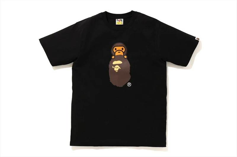 bape-family-bag-milo-on-apehead-t-shirt-black