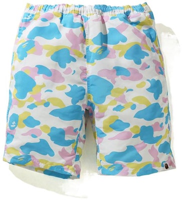 BAPE 2022秋冬款多彩迷彩猿人圖案休閒短褲. 0ZXSPM153004G Shop BAPE 2022秋冬款多彩迷彩猿人圖案休閒短褲. 0ZXSPM153004G