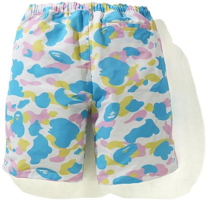 BAPE 2022秋冬款多彩迷彩猿人圖案休閒短褲. 0ZXSPM153004G Purchase BAPE 2022秋冬款多彩迷彩猿人圖案休閒短褲. 0ZXSPM153004G