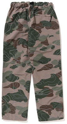 베이프 FW23 레이어드 카모 리플렉티브 드로스트링 아웃도어 팬츠 유니섹스. 1J80-152-007 Lookbook 베이프 FW23 레이어드 카모 리플렉티브 드로스트링 아웃도어 팬츠 유니섹스. 1J80-152-007