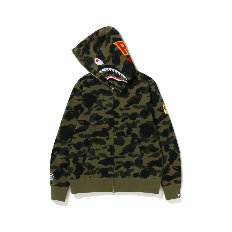 BAPE FW24 Shark Embroidered Camo Zip-Up Hoodie 0ZXSWM115004N 圖 6