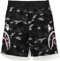 BAPE Gradation Camo Side Shark Sweat Shorts Black BAPE Gradation Camo Side Shark Sweat Shorts Black