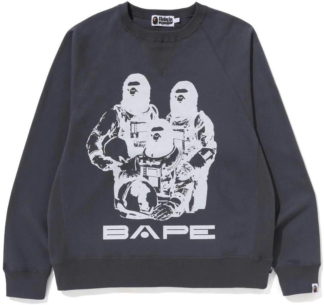 bape-relaxed-fit-crewneck-ape-logo-print-long-sleeve-sweatshirt-men-1-j30-113-005