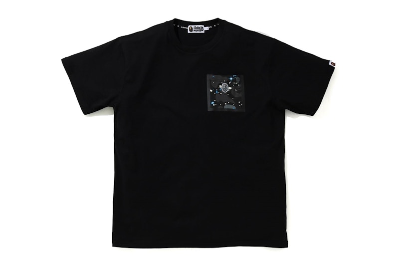 Buy A BATHING APE®リラックススペースカモポケットTシャツ (ブラック)

