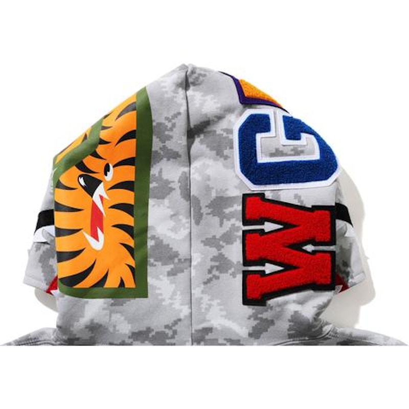 Lookbook Bape Shark Hoodie Pullover Grey