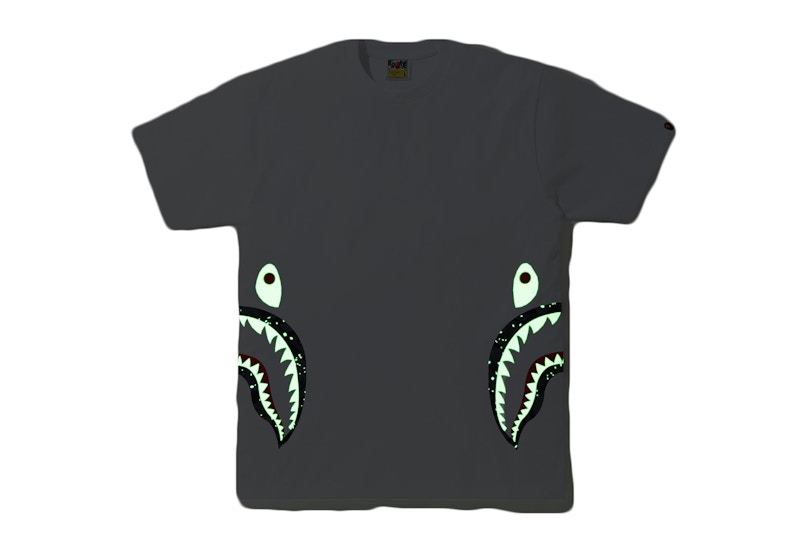 Order BAPE Kaos Camo Shark Ruang Samping Putih