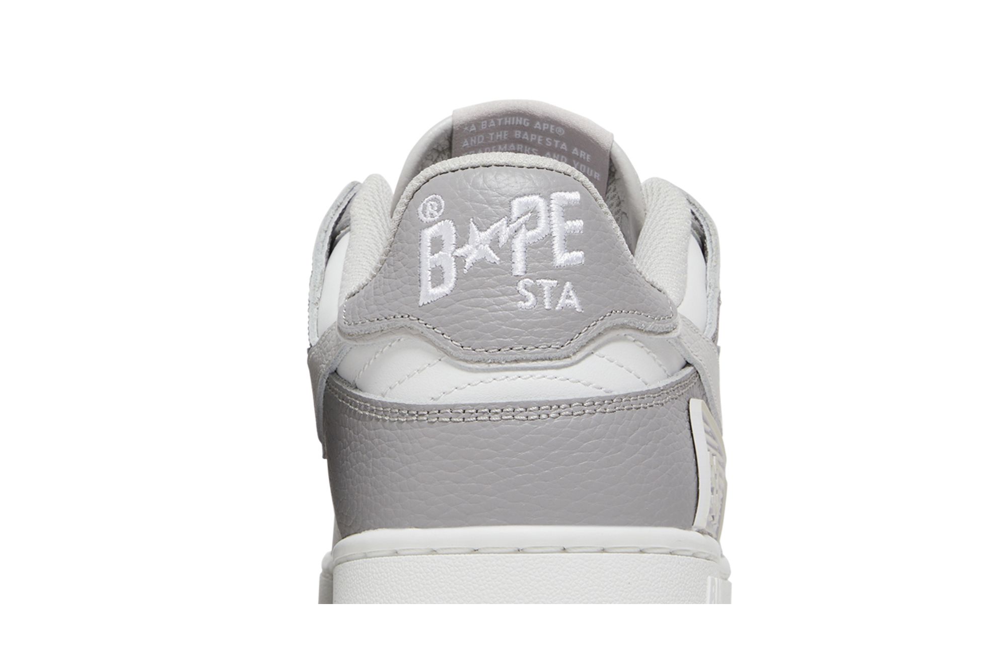 Sizing BAPE Sk8 Sta #5 M1 'Putih' 1J80191059-WHT