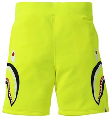 BAPE 鯊魚圖案休閒短褲. 0ZXSPM153010E Shop BAPE 鯊魚圖案休閒短褲. 0ZXSPM153010E