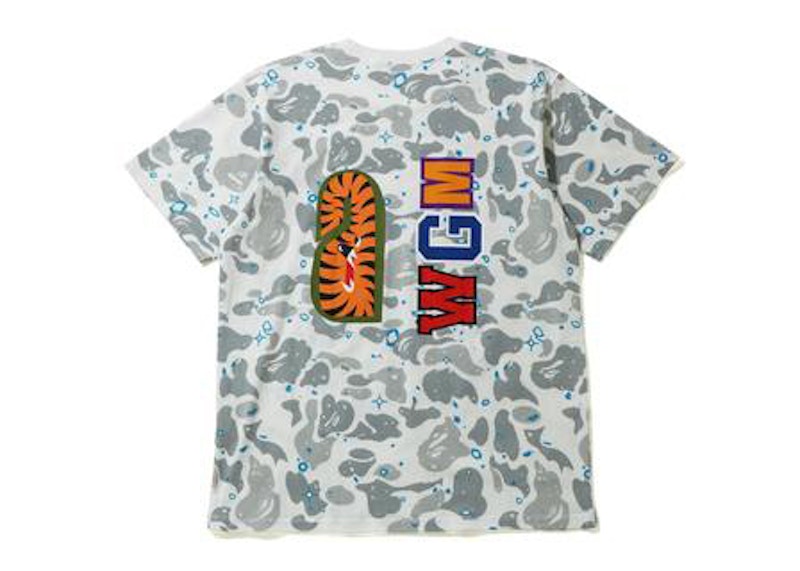 Order Kaos BAPE Space Camo Shark Putih Multi