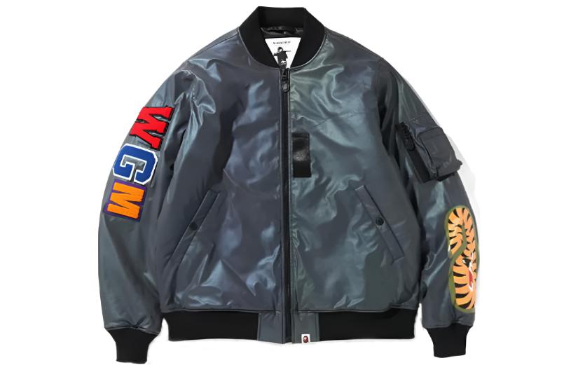 Lookbook BAPE 男裝 SS22 黑色鯊魚印花拉鍊飛行夾克. 0ZXJKM141006I