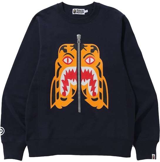 bape-tiger-crewneck-fw-21-navy