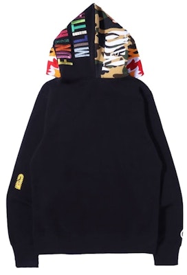 BAPE虎纹全拉链连帽衫 (2021秋冬) 黑色 Lookbook BAPE虎纹全拉链连帽衫 (2021秋冬) 黑色