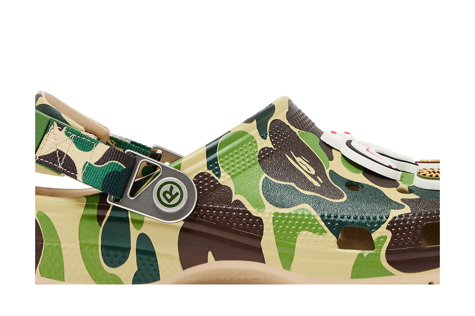 Lookbook Crocs經典木屐 x A Bathing Ape ABC迷彩綠色版 209627-212