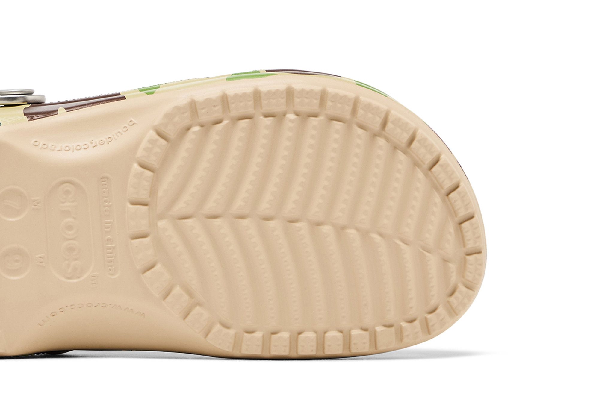 Details for Crocs經典木屐 x A Bathing Ape ABC迷彩綠色版 209627-212