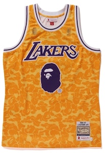 BAPE x Mitchell & Ness Lakers ABC Jersi Bola Keranjang Autentik Kuning Order BAPE x Mitchell & Ness Lakers ABC Jersi Bola Keranjang Autentik Kuning