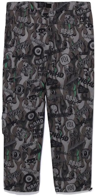 Celana Jogger Unisex BAPE x NEIGHBORHOOD SS23 Logo Print Multi-Pocket 1J23-152-901 Purchase Celana Jogger Unisex BAPE x NEIGHBORHOOD SS23 Logo Print Multi-Pocket 1J23-152-901