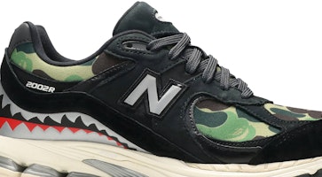 BAPE x New Balance 2002R 'Apes Together Strong - Camo' Edisi Tentera. M2002RBF Order BAPE x New Balance 2002R 'Apes Together Strong - Camo' Edisi Tentera. M2002RBF