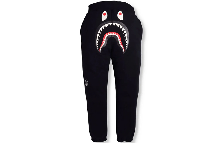 Order BAPE x OVO 林地迷彩鯊魚可翻轉運動長褲聯名款 1H73-152-903