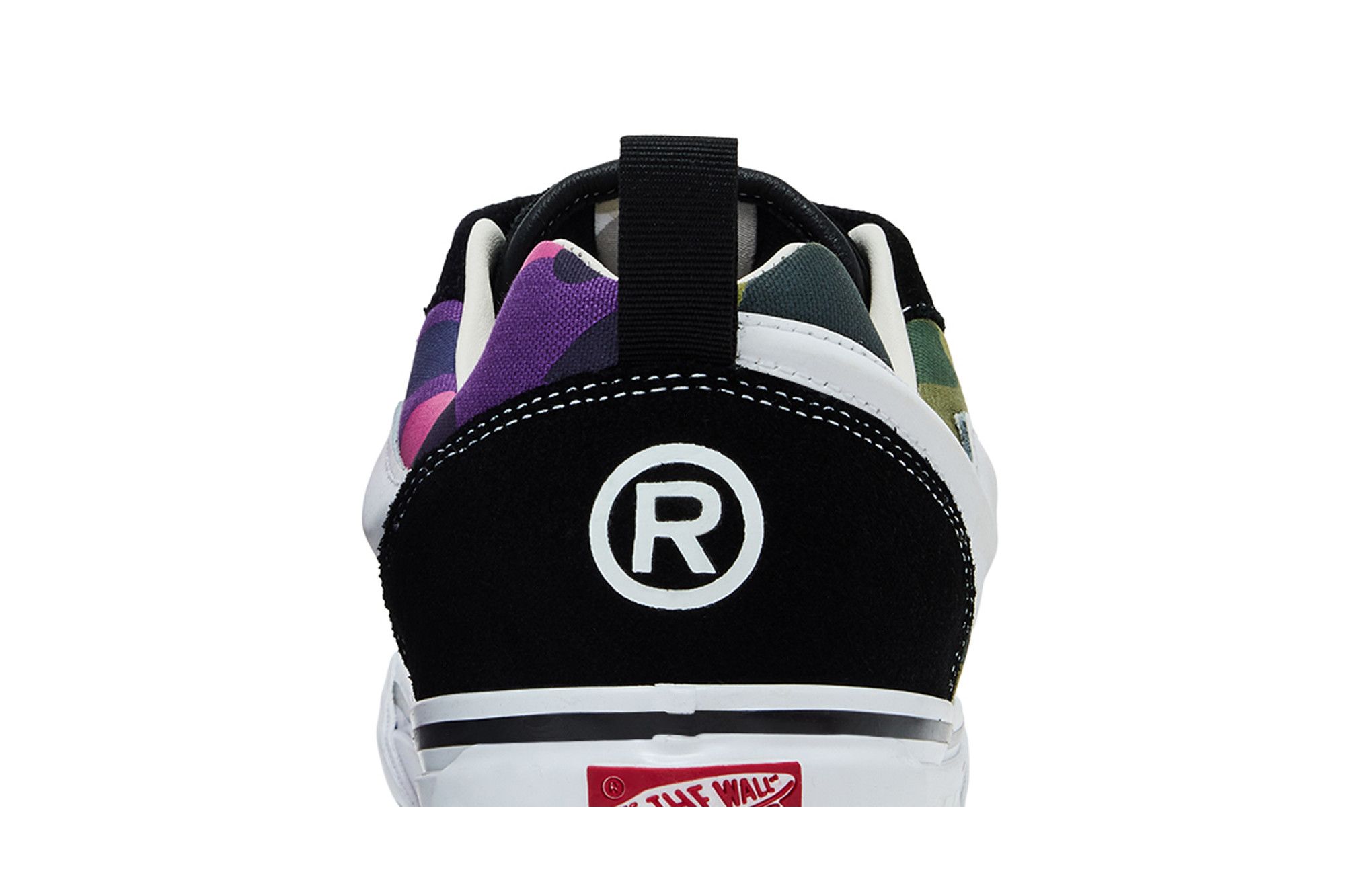 Sizing BAPE x Vans 高级版 Knu Skool ''迷彩绿'' VN000Z39W09