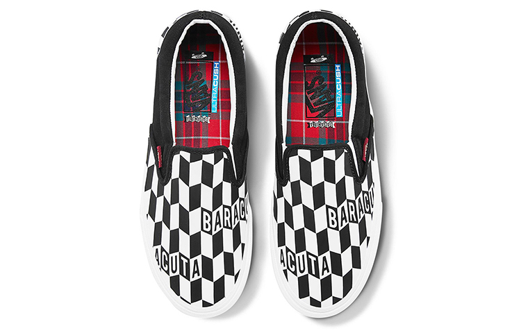 Shop バラクータ x Vans クラシックスリッポン "黒チェッカー" VN0A4UX40GD